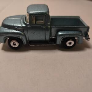 Matchbox 1999 Replica Of 1958 Ford